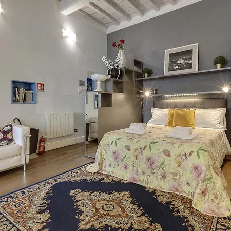 Santo Spirito Flat Florenz